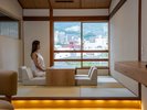 【琉球畳憩いの座付き二間和洋室/海風を感じる露天風呂付き】リビングルーム/A客室