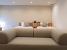 【サウナ付き角部屋和洋室/海風を感じる露天風呂付き】リビングルーム/F客室