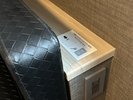 ソファのコンセントはこちら