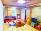 リニューアル和室:お部屋にシャワーとトイレがございます。