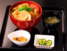 【十勝豚丼】ボリューム満点!とろけるような口どけと濃厚な赤身のあじわい