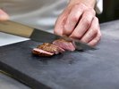 【旬彩会席】和牛は肉の旨みを味わえる部位をセレクトしています。※料理は一例です。