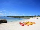 【シギラビーチ(リゾート内)】白い砂浜と宮古ブルーのコントラストは絶景です。