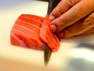 【リゾート内レストラン/すし屋のかつ勘】豊洲市場からその日に空輸された良質な魚介を取り扱っております