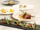 【4/29-6/30】たいらぎ貝や瀬戸内の鮮魚、ズッキーニなどの旬野菜を取り入れた、初夏を感じるフルコース。