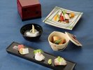 【4/29-6/30】瀬戸内の蛸・烏賊・鱸などと蒜山の大根や晩春の山菜などの初夏の真庭食材を取り入れた会席。