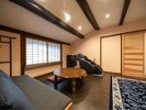 【すみれ】母屋1階_洋室12畳 至福のマッサージタイムを
