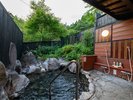 【家族露天風呂】贅沢な静寂、心ゆくまでの湯浴み