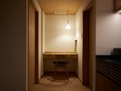 「八角蓮」書斎
