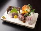 【夕食】瀬戸内海の新鮮な魚たっぷりのお造り