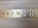 シングルルームのコントロールパネルです。USBType-C・USB・コンセント各2口装備しております。