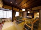 由布院の四季折々の情緒を感じる純和風客室が水戸岡氏のデザインで快適でモダンな和室に。