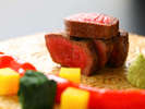 【懐石一例】大分県ブランド牛、豊後牛のステーキを由布院のお野菜と共に自家製のソースで。