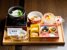 【朝食 一例】