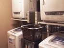 コインランドリー(ふっくら素早い仕上がりのガス乾燥機。長期滞在もしっかりサポート)