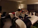 【禁煙】<トリプル>ツイン 24u 2面窓 ベッド3台