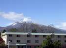 軽井沢ホテルパイプのけむりホテルの後ろは浅間山