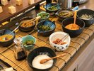 朝食
