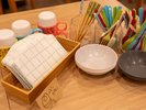 お子様用お箸、コップ、お皿などご用意しています