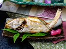 <料理長厳選会席/のどぐろ&白えび満喫会席>のどぐろ一尾丸ごと塩焼