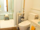 和室タイプ(8畳):和室ではトイレとお風呂が別の、使いやすい構造となっております。
