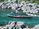 【球磨川くだり】日本三大急流の1つ「球磨川」で楽しむ人気アクティビティ。写真提供:熊本県観光連盟