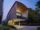 【こども本の森】建築家の安藤忠雄さんから子ども達へ贈られた図書館。写真提供:熊本県観光連盟