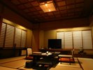 【禁煙☆貴賓室 王朝(おうちょう)】12.5畳の和室。南館最上階で眺めも最高♪