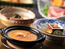 冬の季節会席イメージ:上質な冬の味覚をご用意いたしました。食を通じて冬の休日をお愉しみくださいませ。