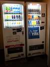 ホテル棟には1F・2Fともに自販機コーナーを併設しております♪アルコール・ソフト類ございます。