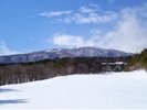 雪のゴルフ場を歩くスノーシュー体験も出来ます!
