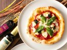 カノビアーノ お料理イメージ 本格ピザ窯で焼き上げる熱々のピッツァをお愉しみいただけます。