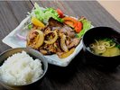 道の駅内の「きふね食堂」は、地元のブランド豚「耳納いーっとん」使った生姜焼きがおすすめ