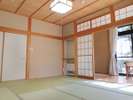 【あさぎり】10畳+広々縁側:居室