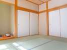 【ゆうぎり】8畳+広々縁側:居室