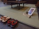 ロビーの一角に、昭和のお茶の間を再現した空間を用意しております。
