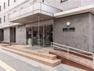 エースイン玄関前の外観です。正面入口はこちらからお入りください。