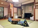 【山側】和室(13号室)湯の里通りには面していない山側の和室です。
