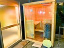90℃を超える高温サウナでととのうサ活!水風呂+アロマ水完備、セルフロウリュウもお楽しみいただけます。