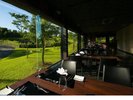 レストラン