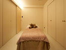 yGXezu SOWAKA-SALON-