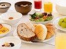 朝食ビュッフェ