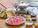 『霜降り常陸牛しゃぶしゃぶ』でさっぱりと(料理一例)