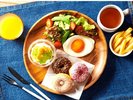 アメリカンな朝食ドーナツプレート(イメージ)
