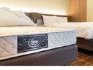 �����}�b�g���X�T�[�^�А��̃x�b�h�����𑶕��ɖ����Ă���܂��I