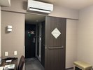 扉との間に引き戸がございます。