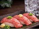 『馬握り』新鮮な馬握りをどうぞ!