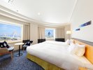 【リニューアル部屋】ツイン(広さ23.2〜28.3u 海側高層階 ベッド幅120x200cmシモンズベッド)