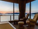 【夕凪の棟】角部屋に位置する「景観は当館随一」の和室特別室