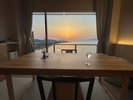 【夕凪の棟】油谷湾の美しい夕景を望む新和洋室(2022年12月 リニューアルオープン)